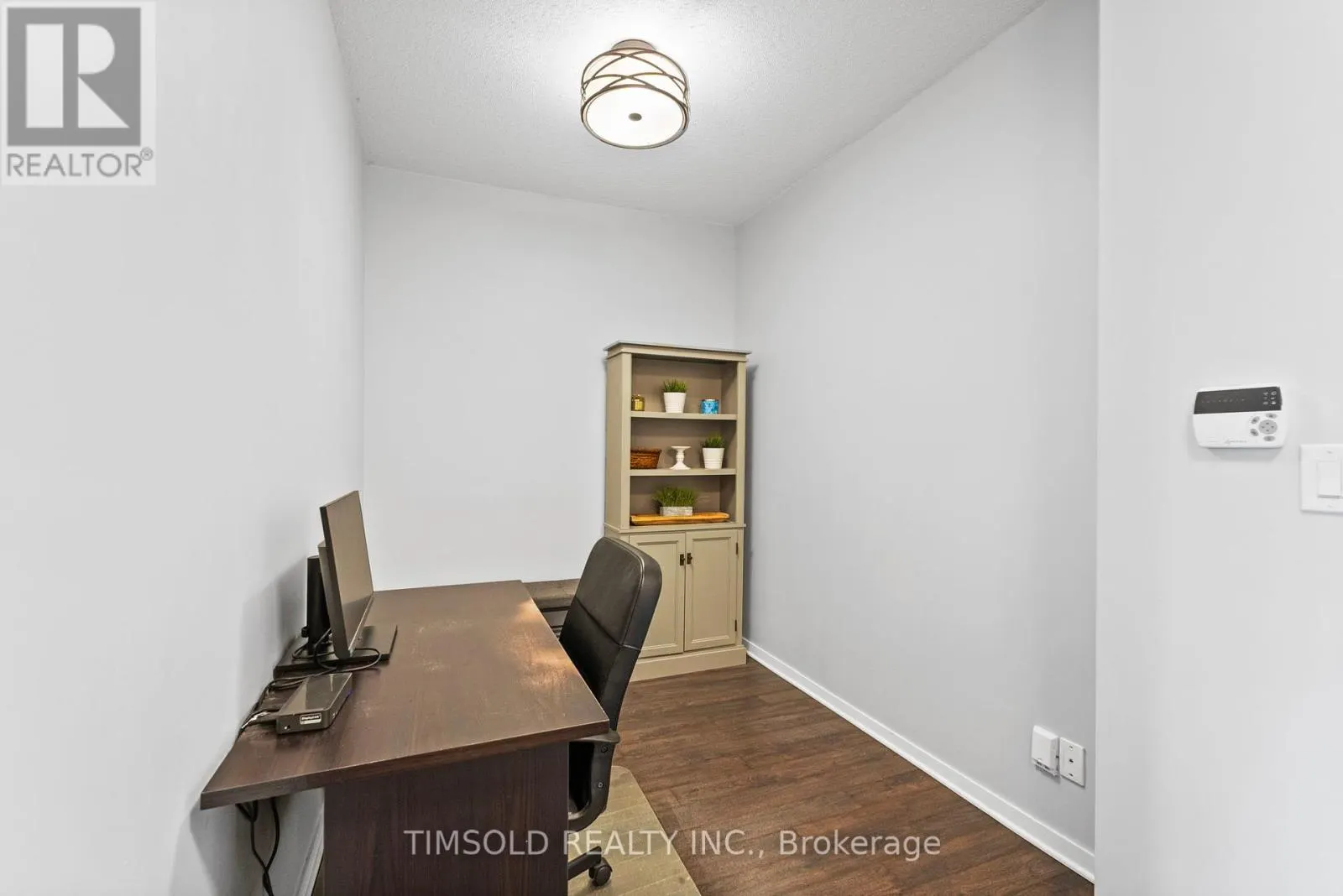 102 - 120 DALLIMORE CIRCLE