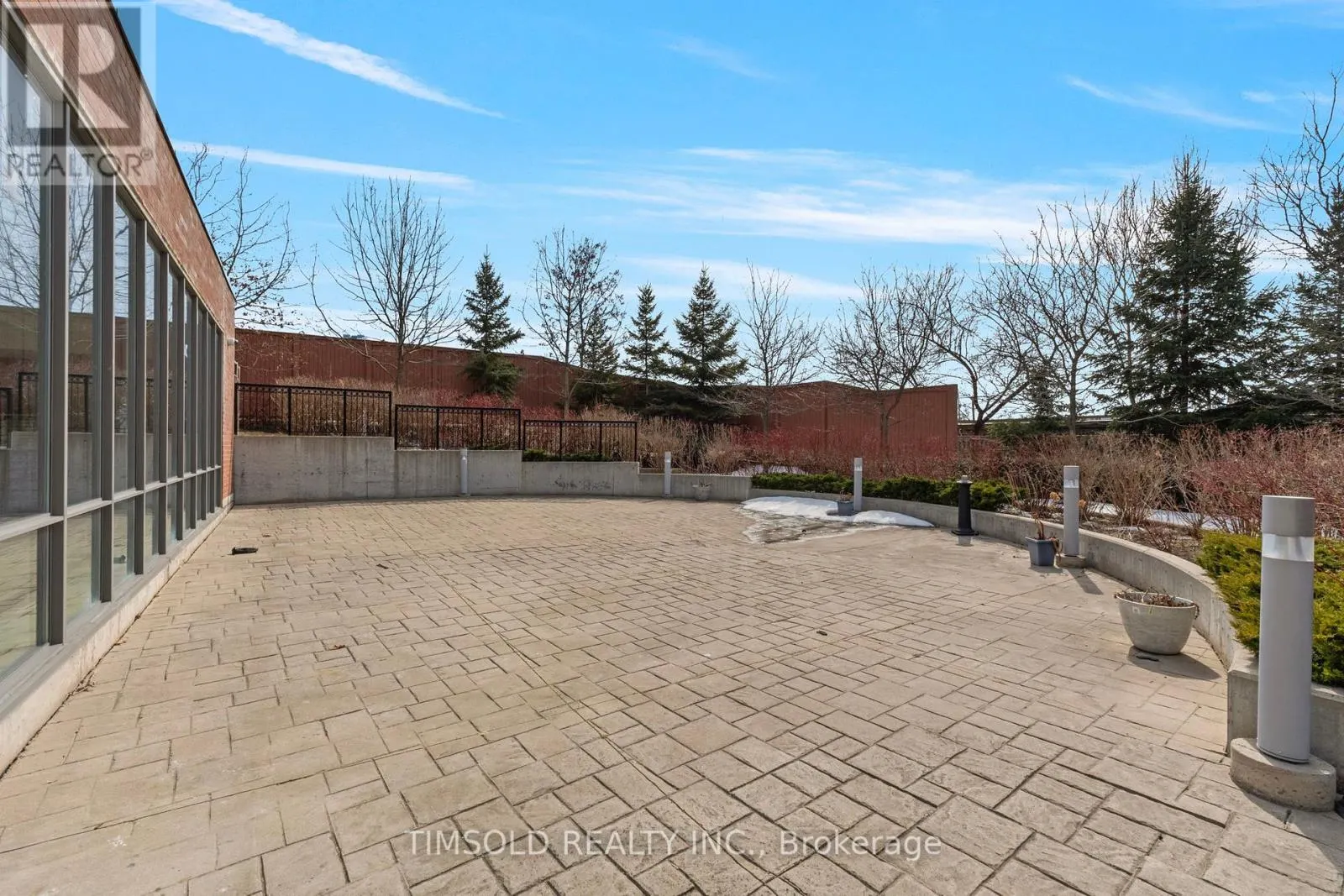 102 - 120 DALLIMORE CIRCLE