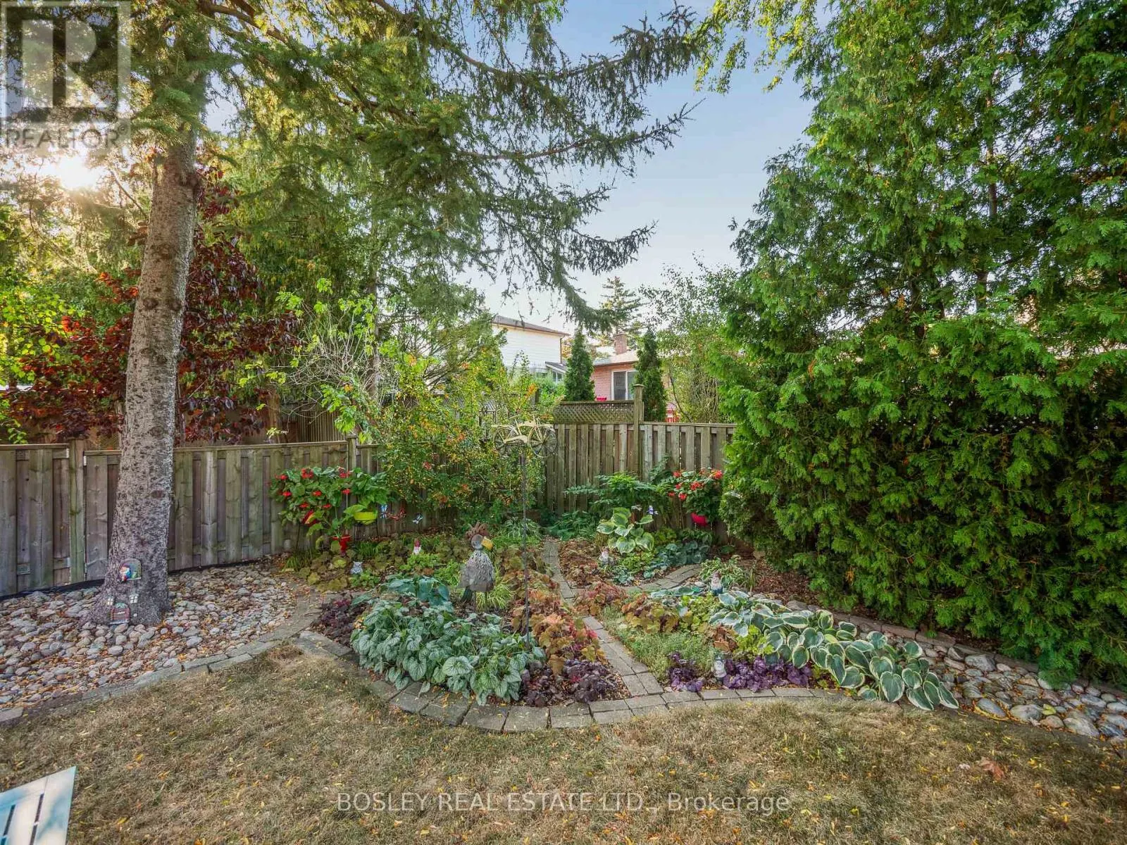 54 DRYSDALE CRESCENT