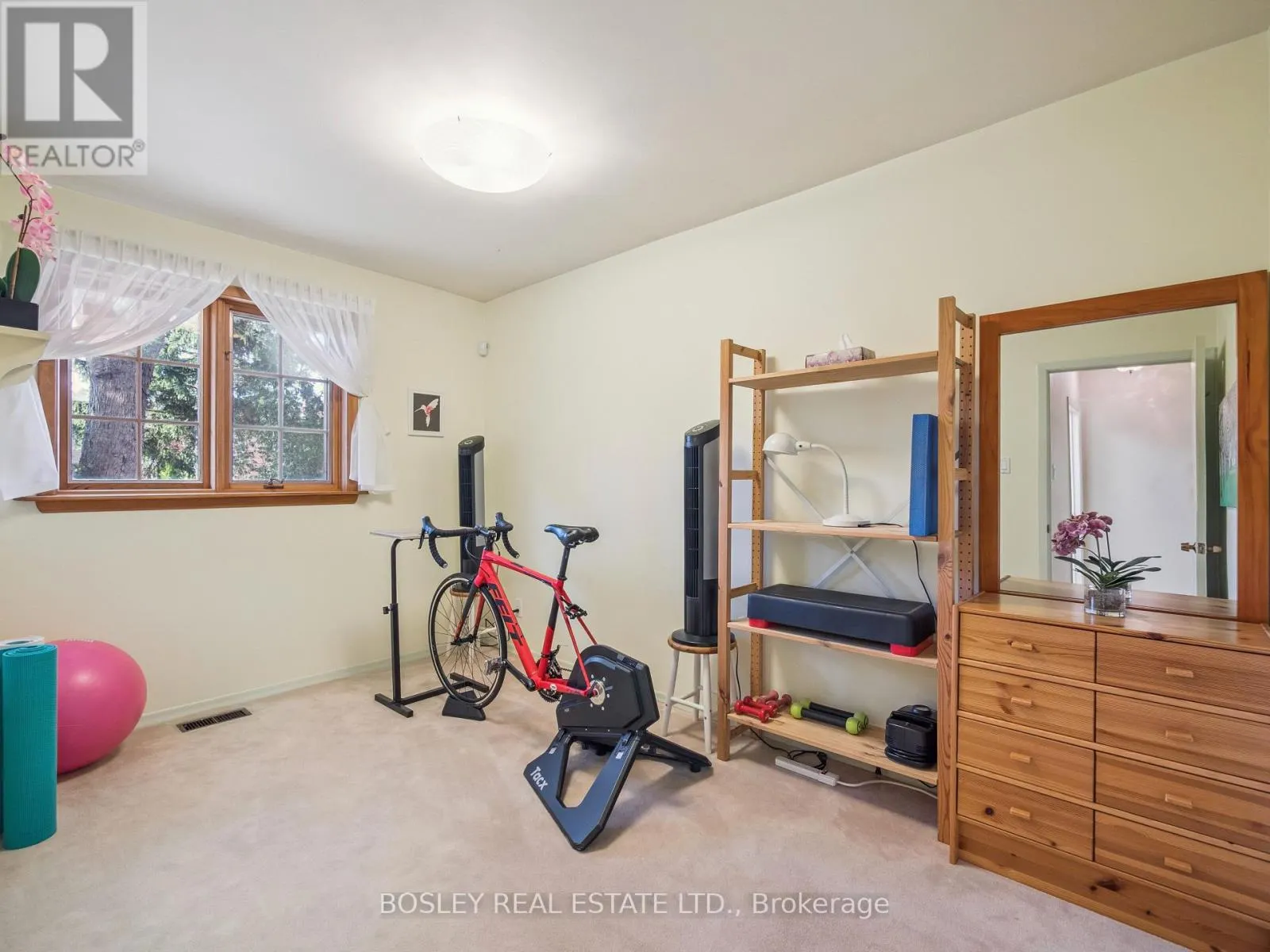 54 DRYSDALE CRESCENT