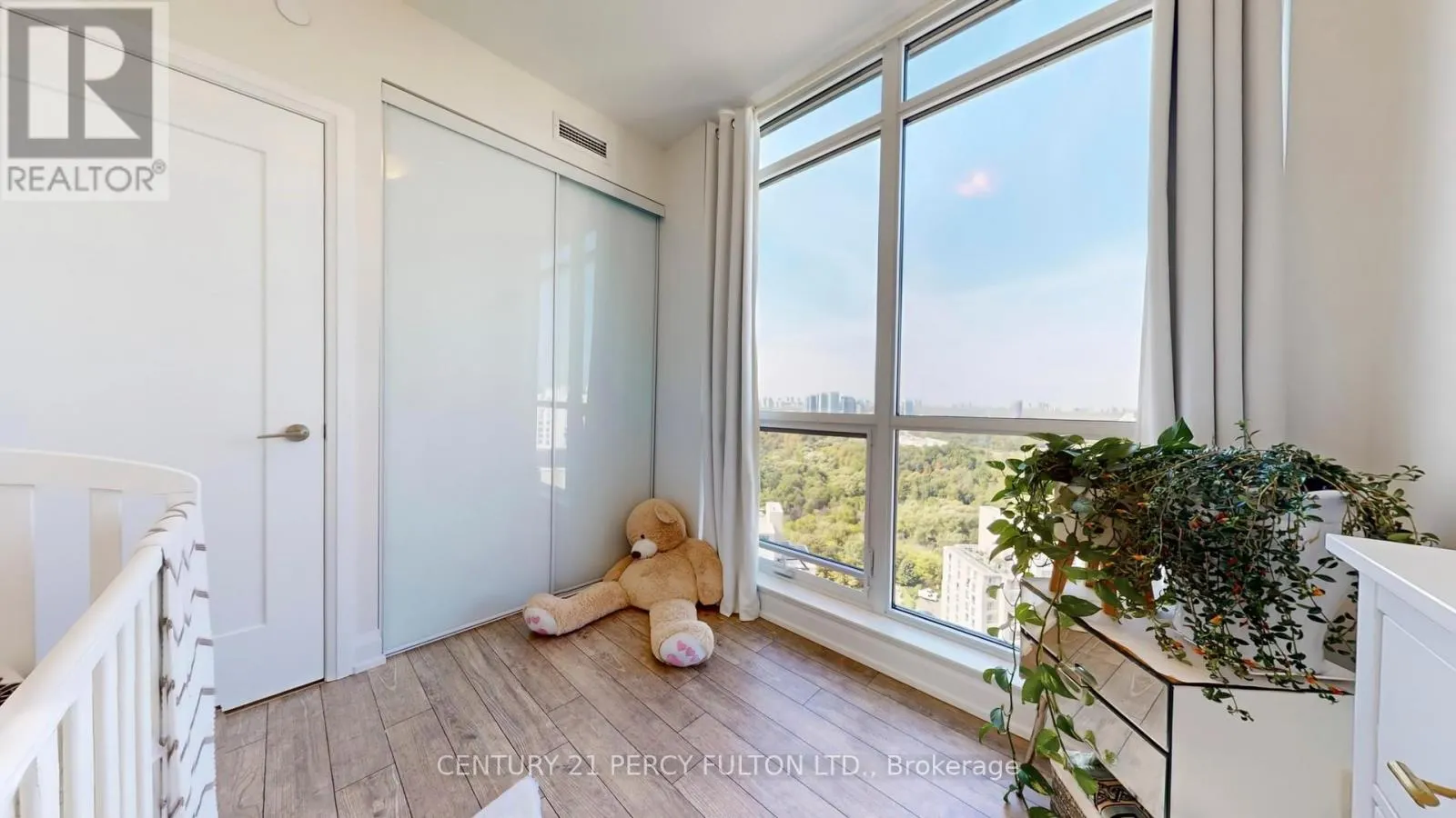 2405 - 18 GRAYDON HALL DRIVE