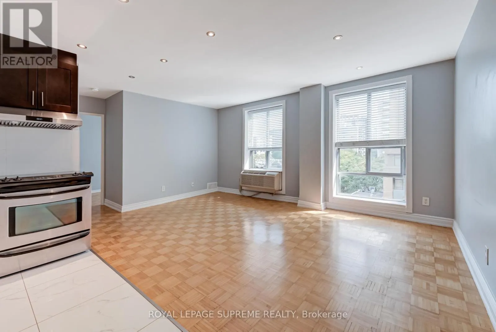607 - 80 CHARLES STREET E