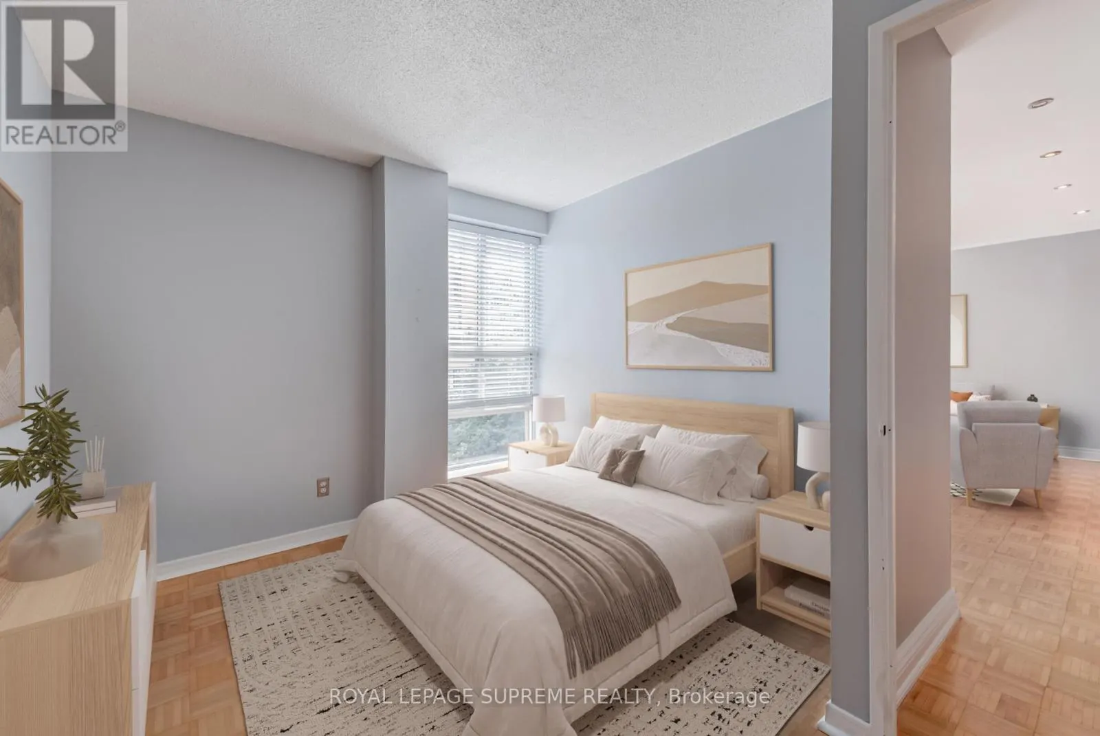 607 - 80 CHARLES STREET E