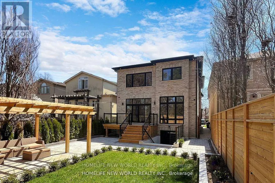 168 GLENVALE BOULEVARD