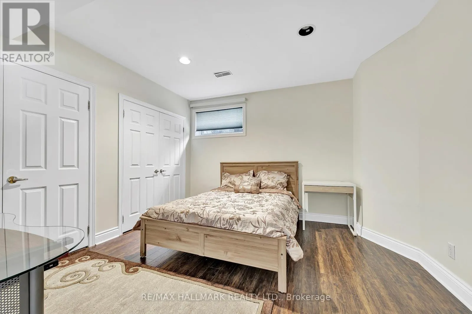 6 MONTFORD DRIVE
