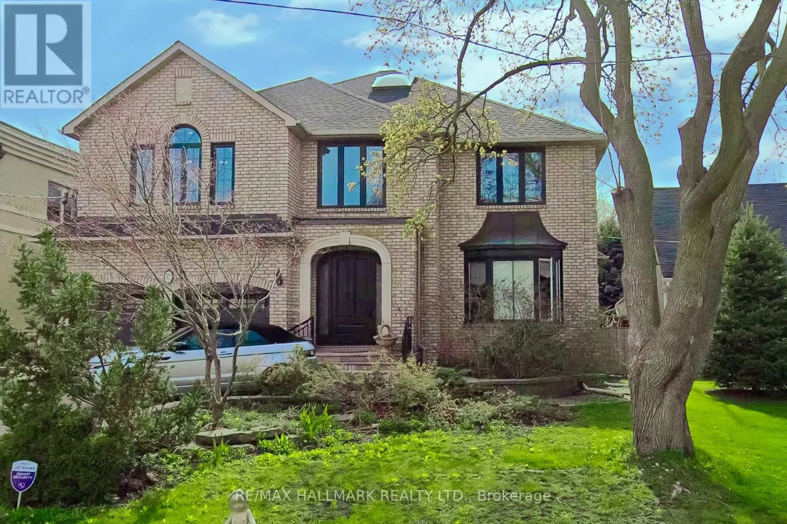 6 MONTFORD DRIVE
