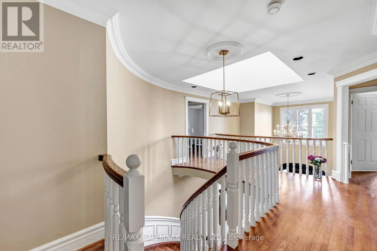 6 MONTFORD DRIVE