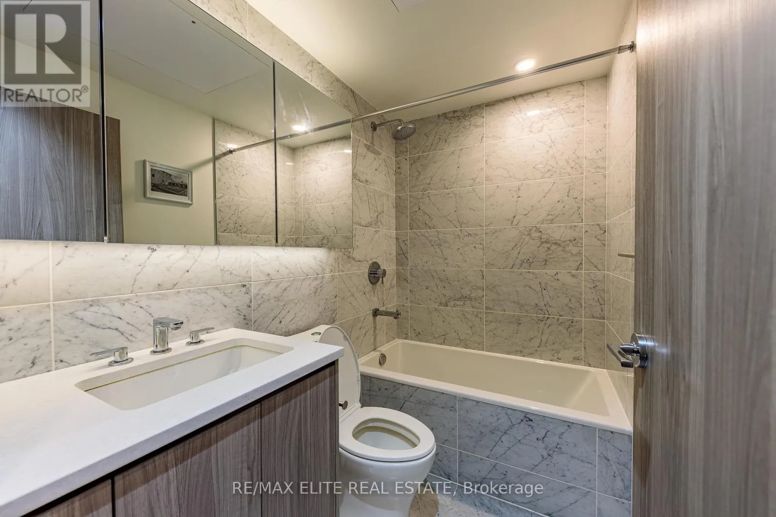 612 - 85 MCMAHON DRIVE