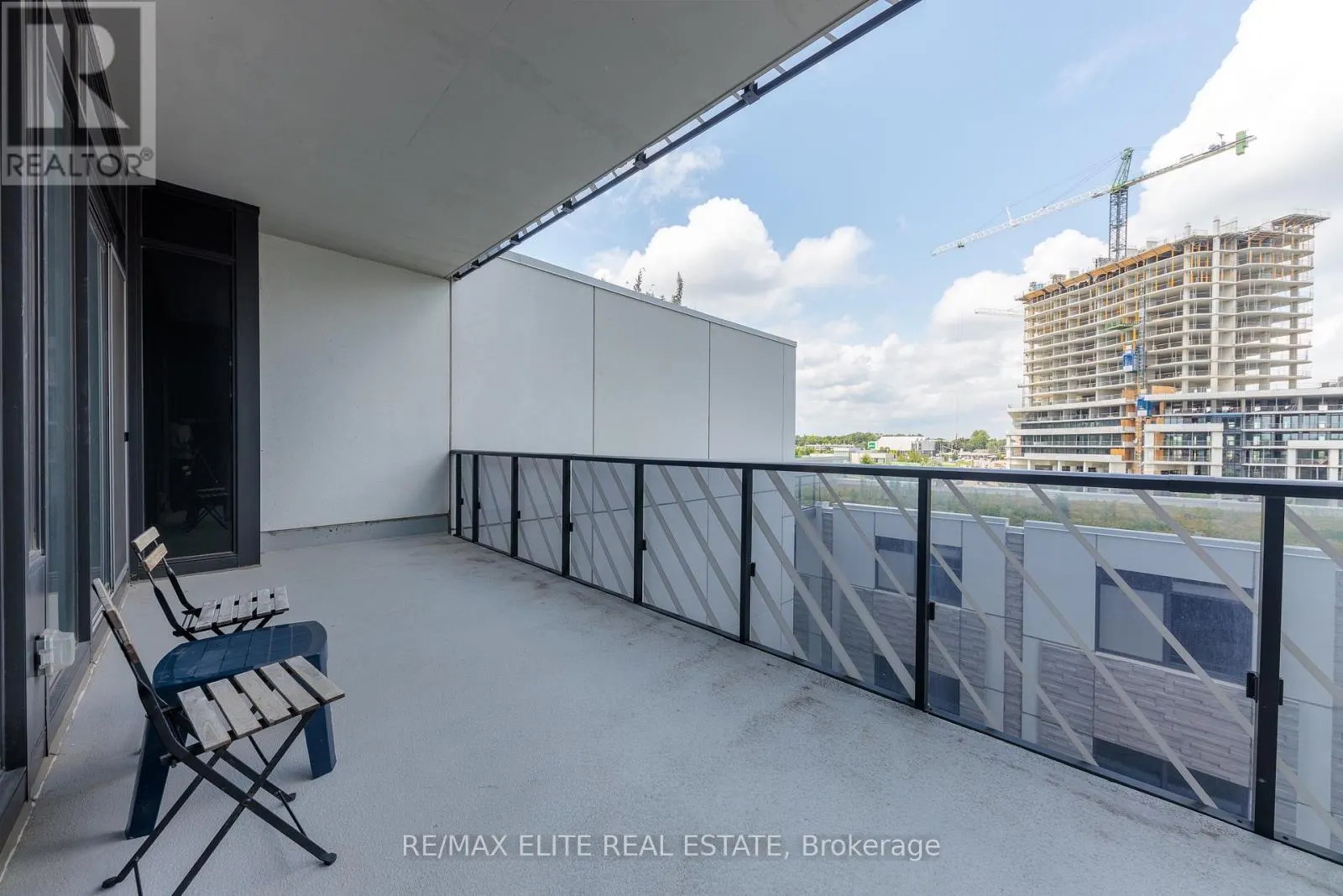612 - 85 MCMAHON DRIVE