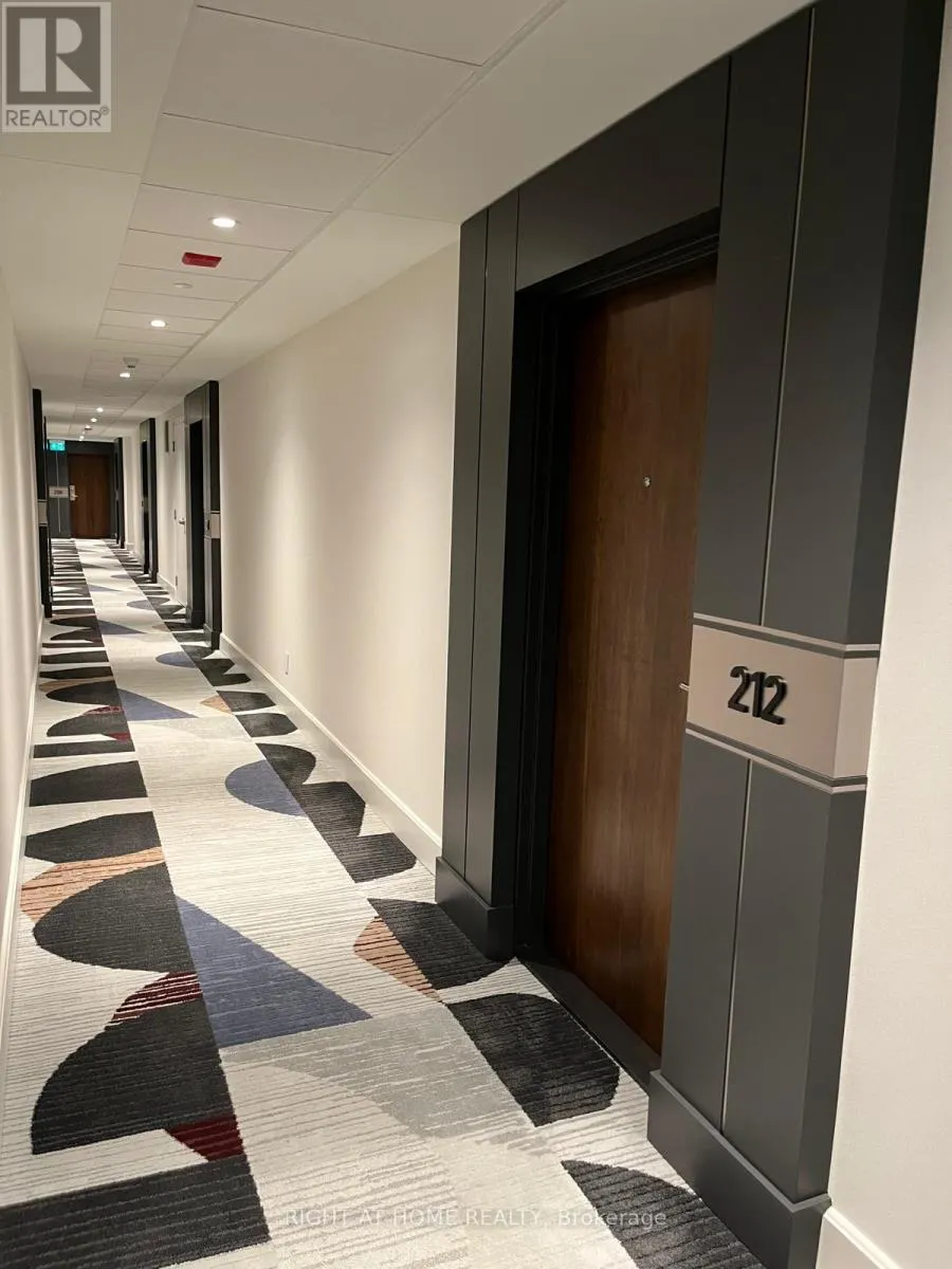 212 - 701 SHEPPARD AVENUE W