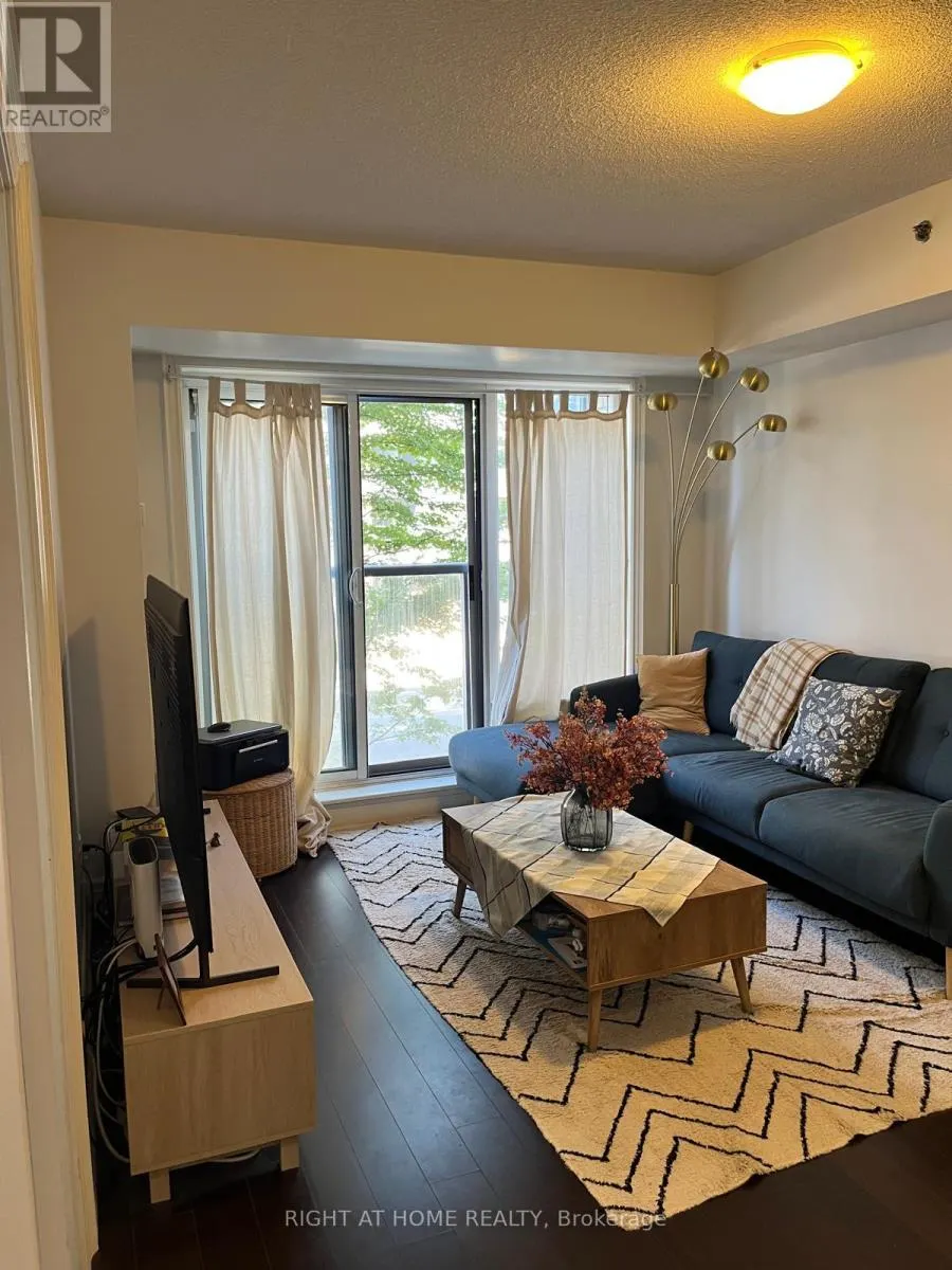 212 - 701 SHEPPARD AVENUE W