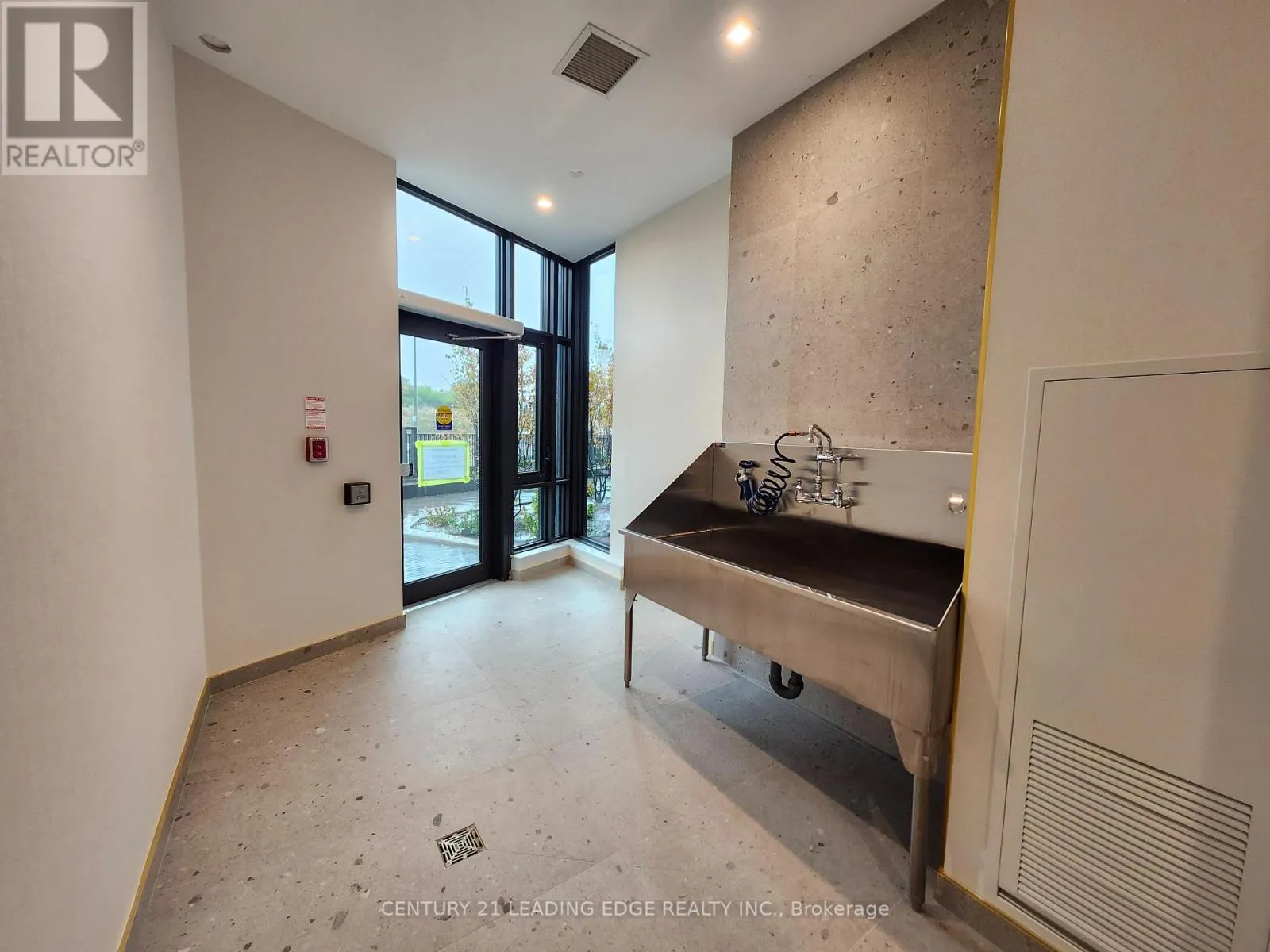 209 - 1 KYLE LOWRY ROAD