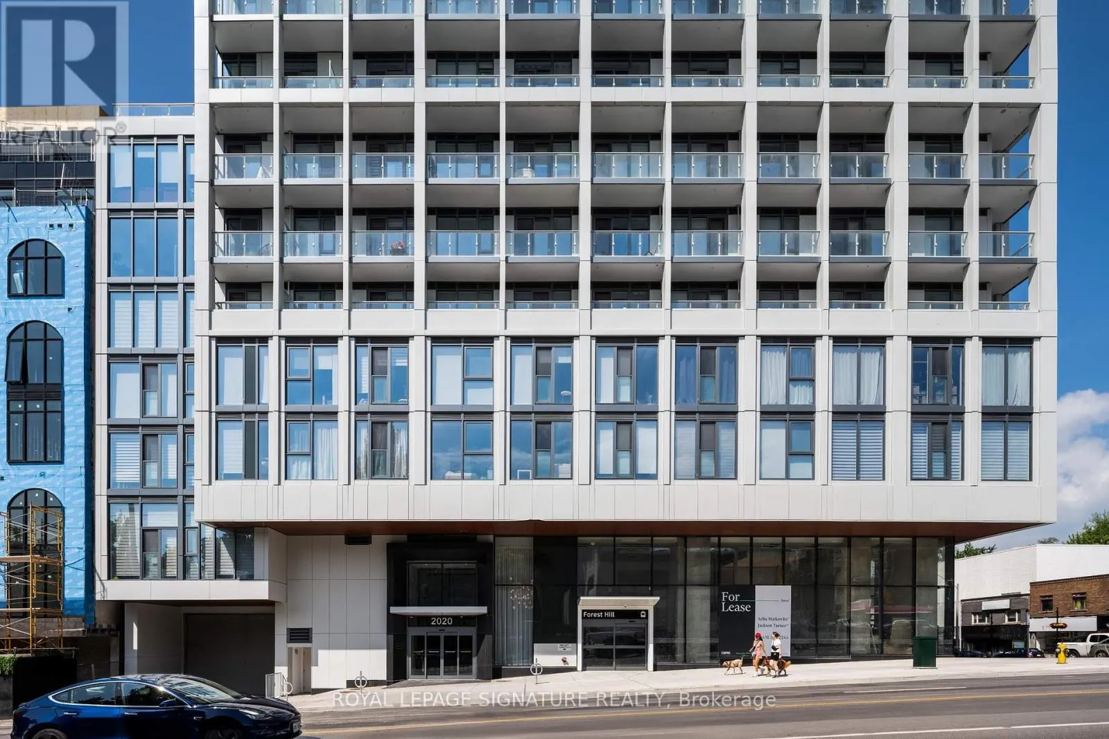 801 - 2020 BATHURST STREET