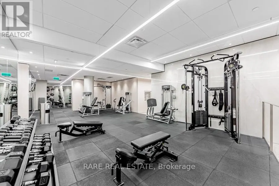 310 - 1001 BAY STREET
