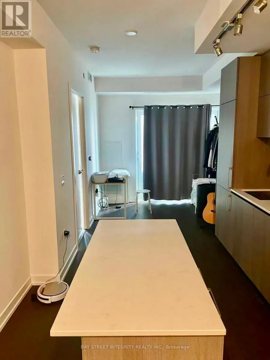 3712 (BEDROOM) - 1 YORKVILLE AVENUE
