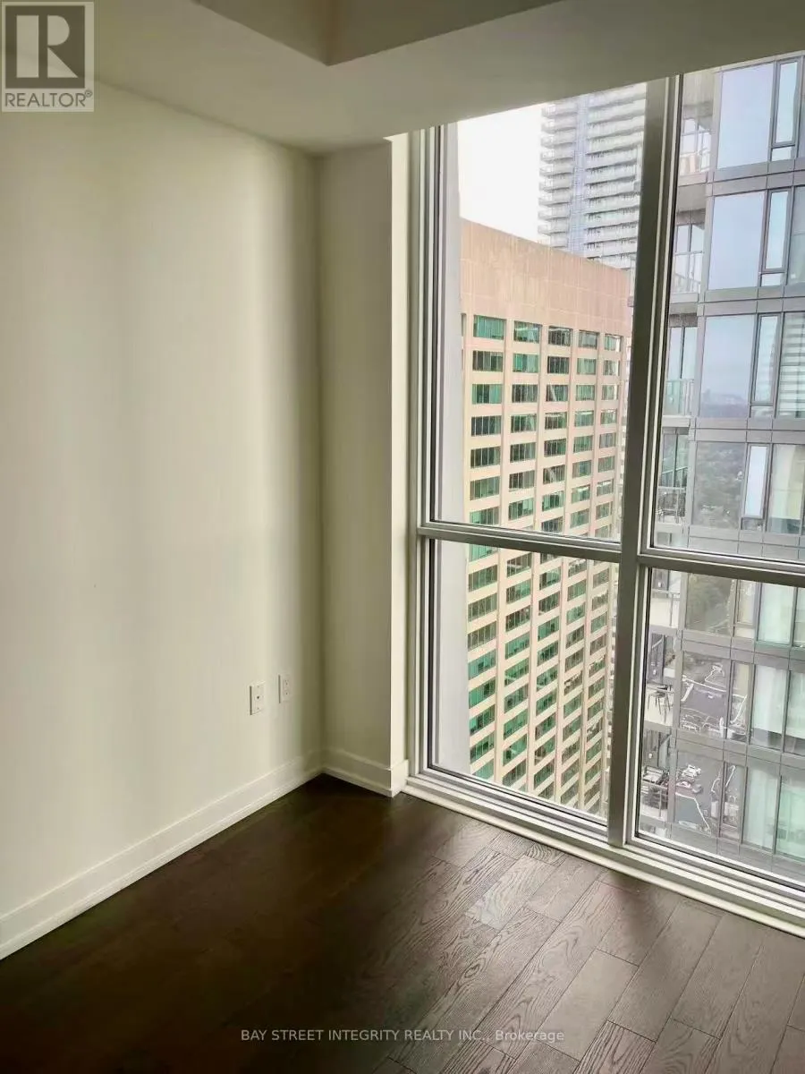 3712 (BEDROOM) - 1 YORKVILLE AVENUE