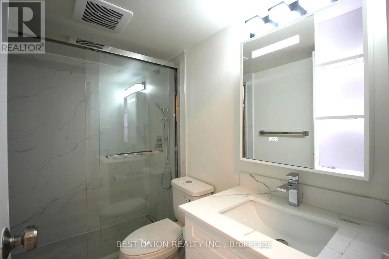 1209 - 77 MAITLAND PLACE