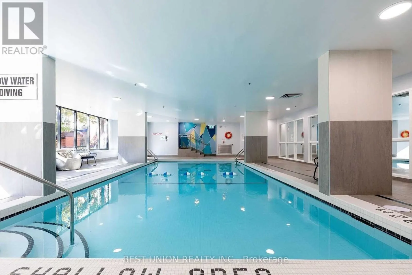1209 - 77 MAITLAND PLACE