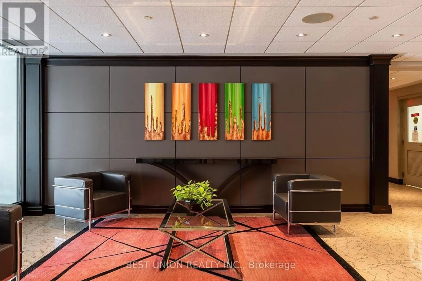 1209 - 77 MAITLAND PLACE