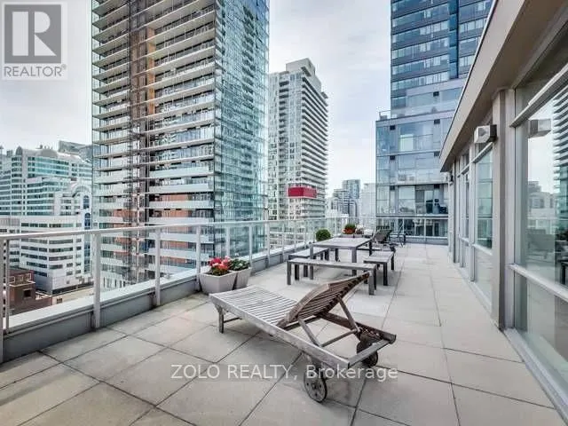 606 - 36 CHARLOTTE STREET