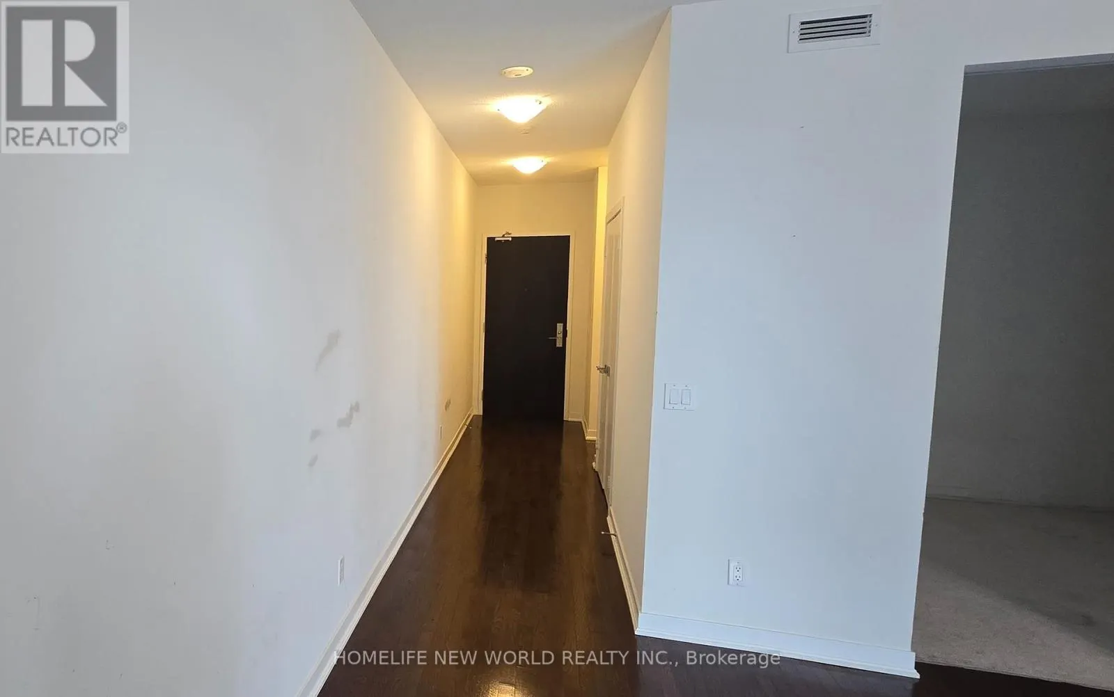 2208 - 770 BAY STREET