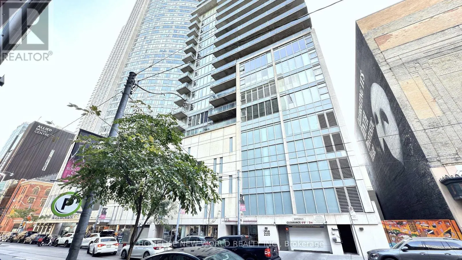 1806 - 220 VICTORIA STREET
