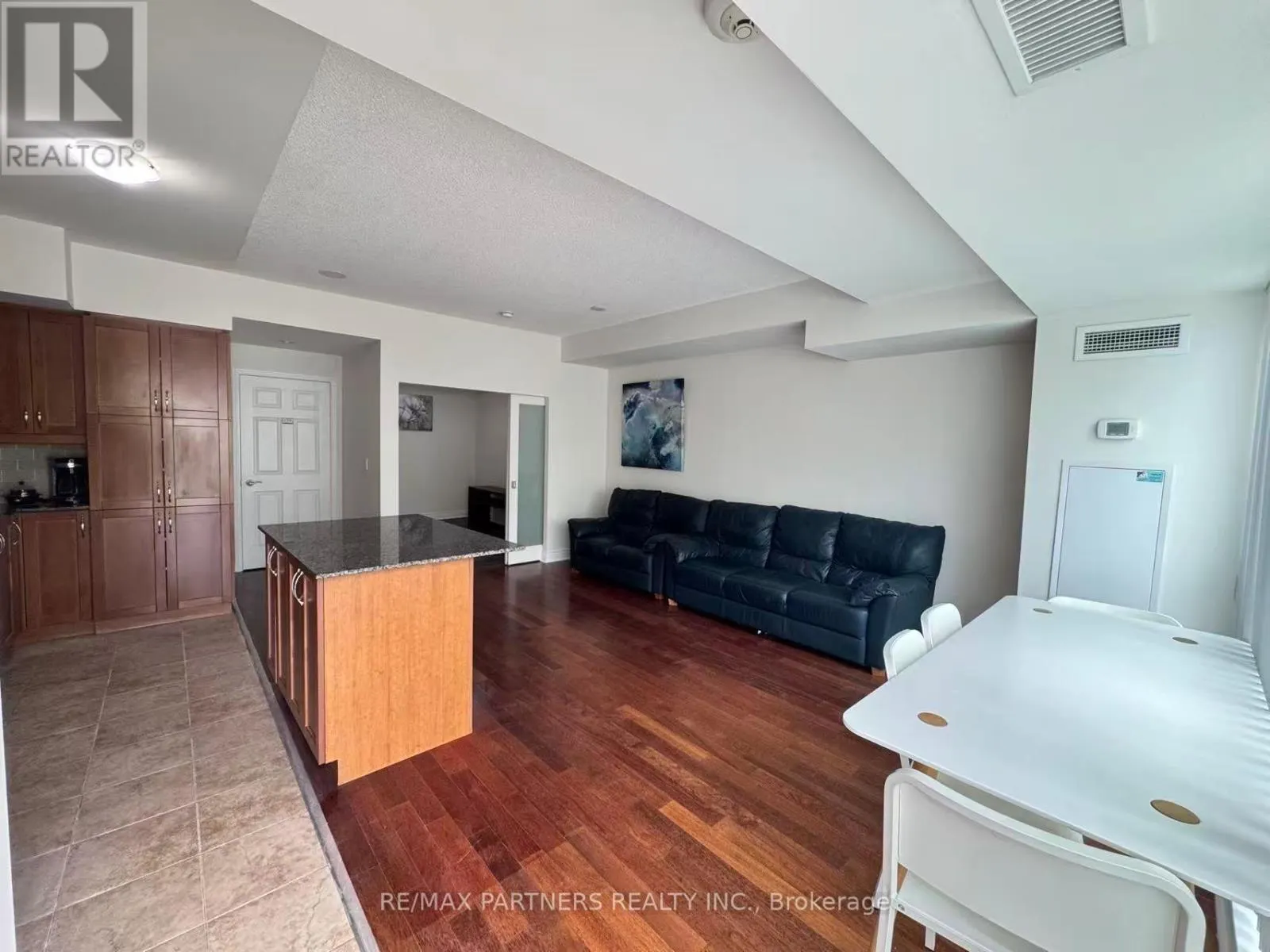 108 - 31 OLIVE AVENUE