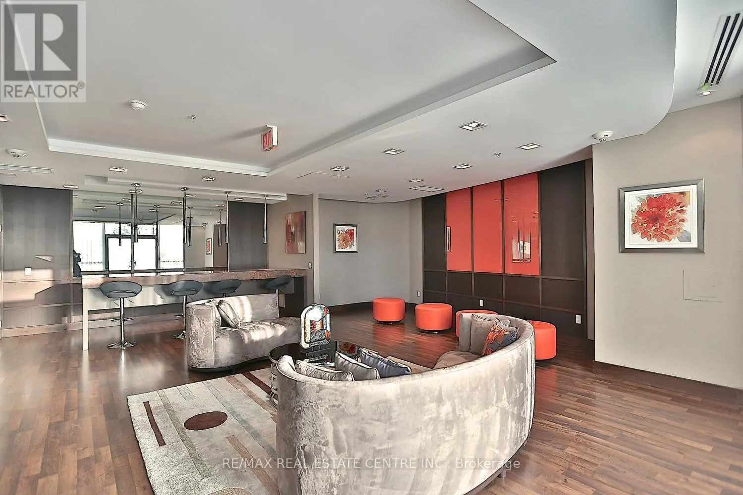1910 - 5740 YONGE STREET