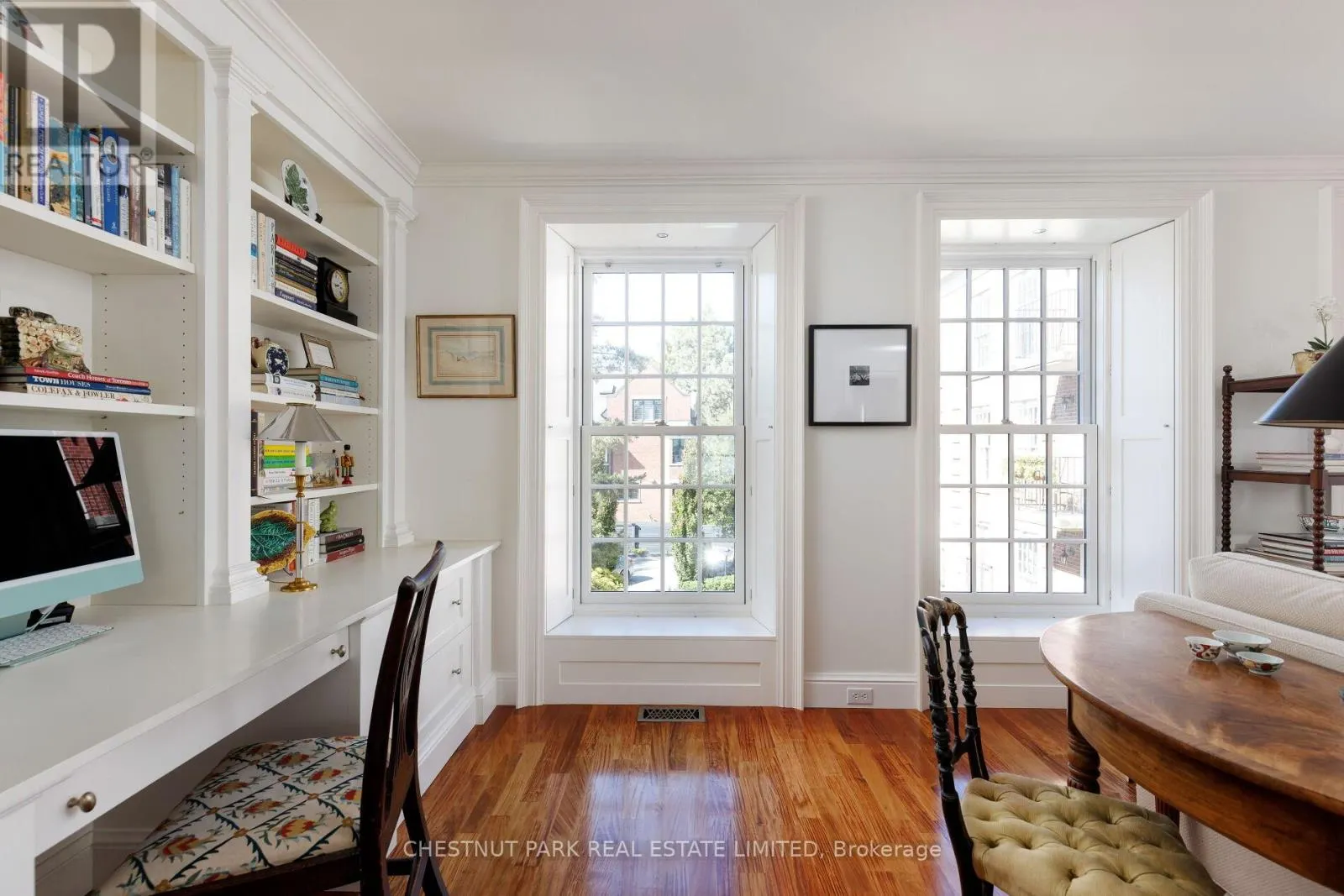 TH6 - 94 CRESCENT ROAD