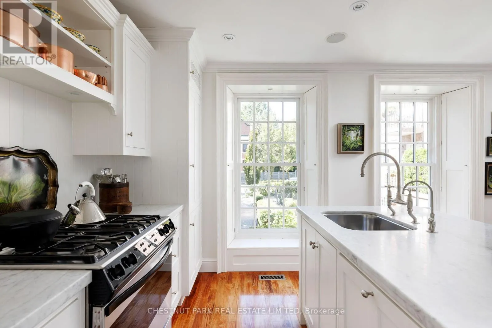 TH6 - 94 CRESCENT ROAD