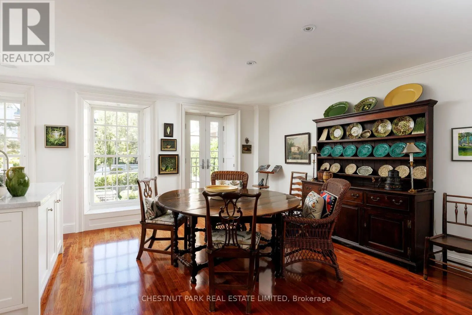 TH6 - 94 CRESCENT ROAD