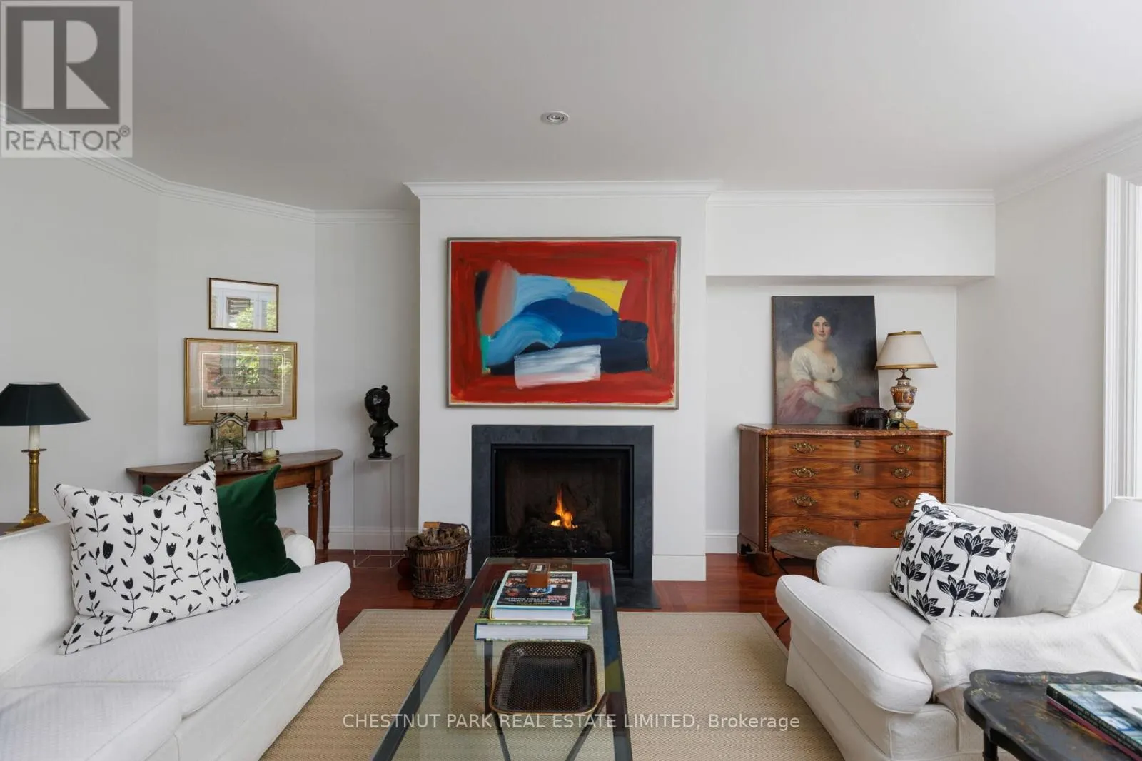TH6 - 94 CRESCENT ROAD