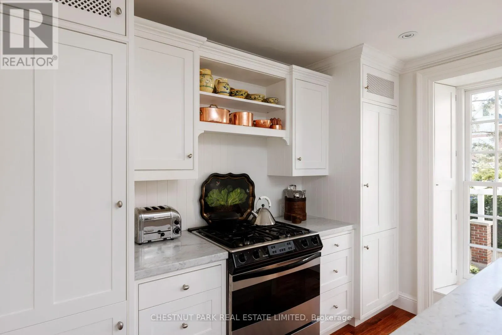 TH6 - 94 CRESCENT ROAD