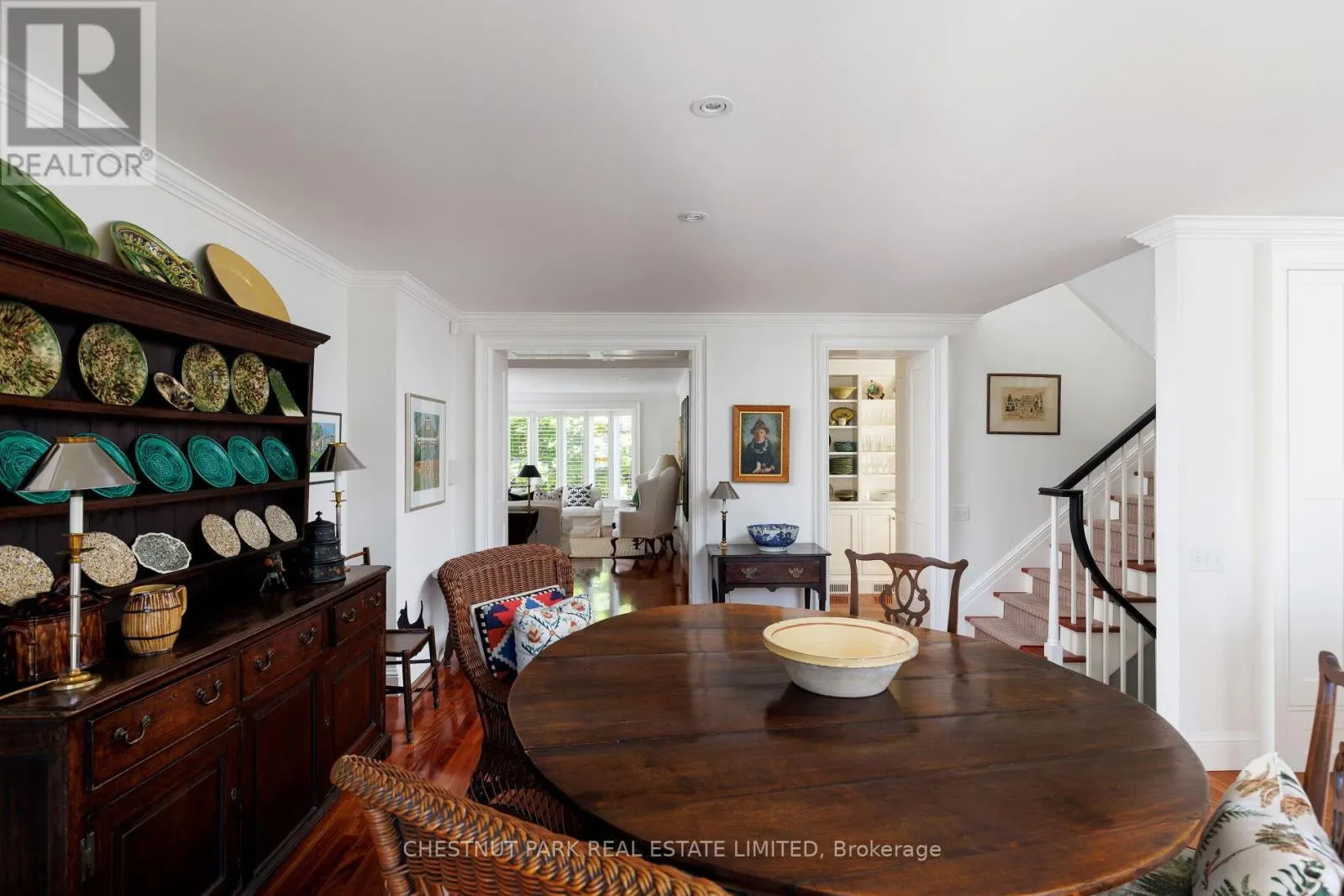TH6 - 94 CRESCENT ROAD