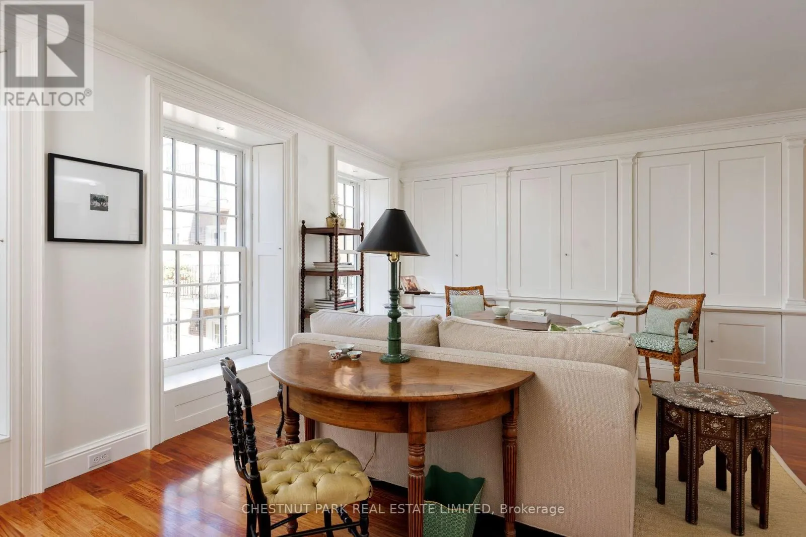 TH6 - 94 CRESCENT ROAD