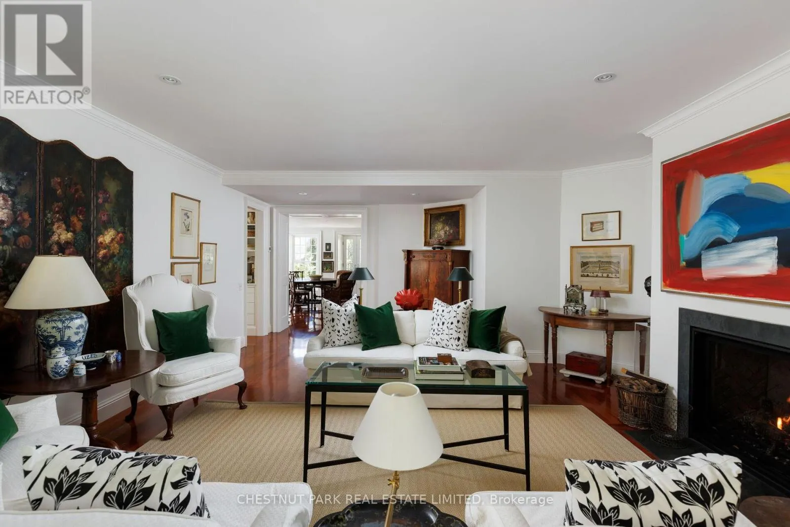 TH6 - 94 CRESCENT ROAD