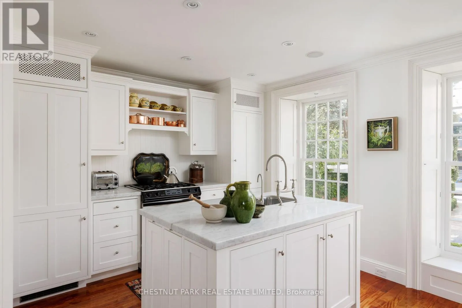 TH6 - 94 CRESCENT ROAD