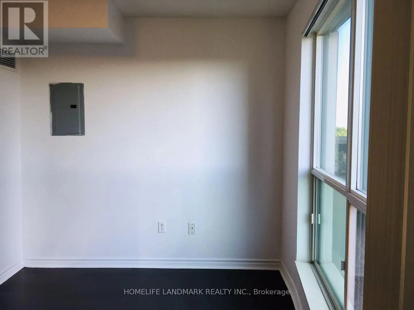 508 - 7 LORRAINE DRIVE