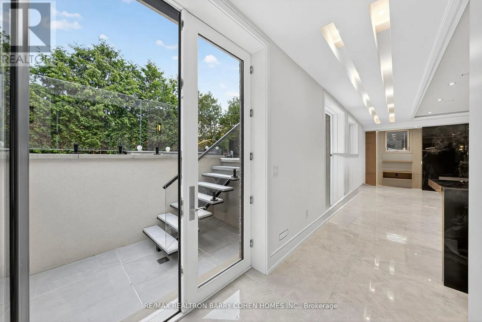 35 FOURSOME CRESCENT