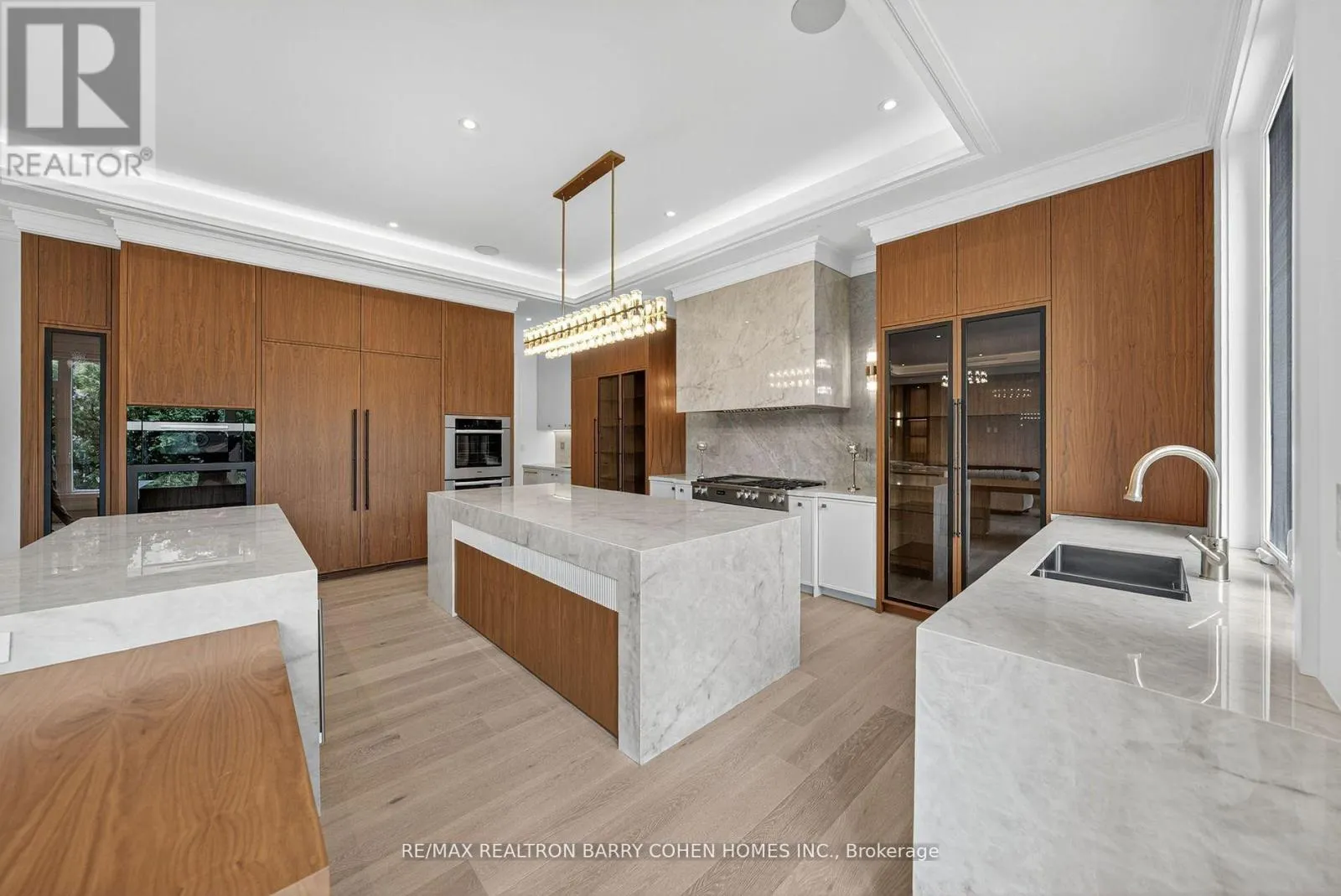 35 FOURSOME CRESCENT