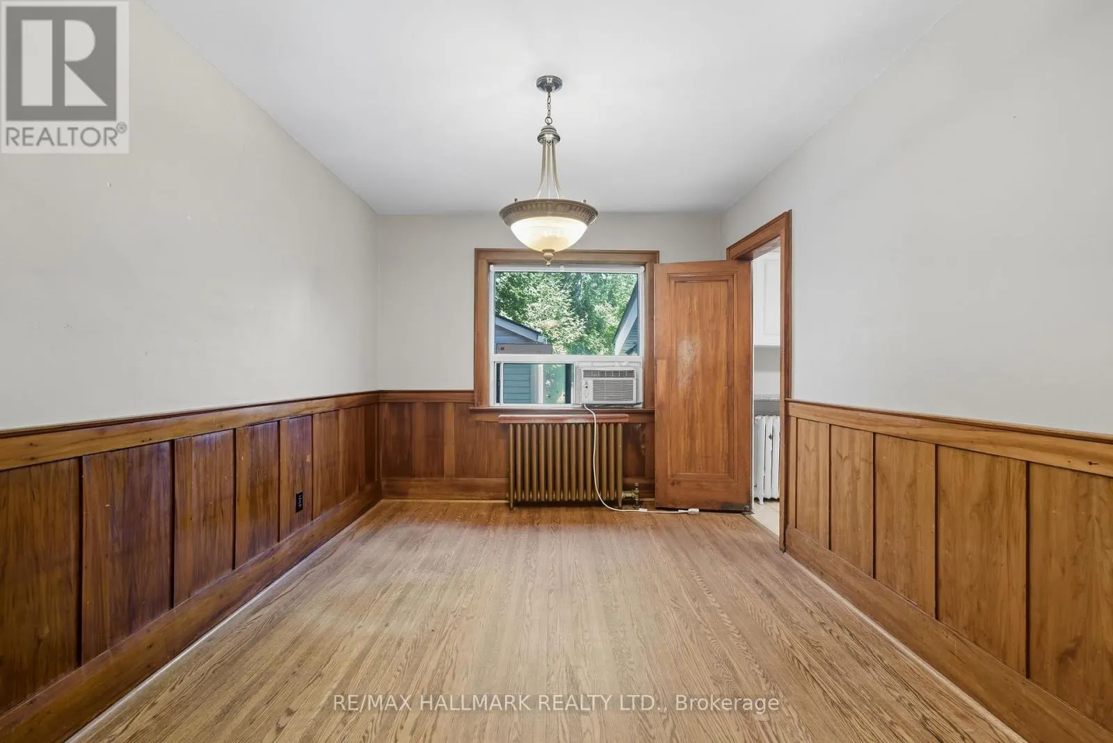 386 BELSIZE DRIVE