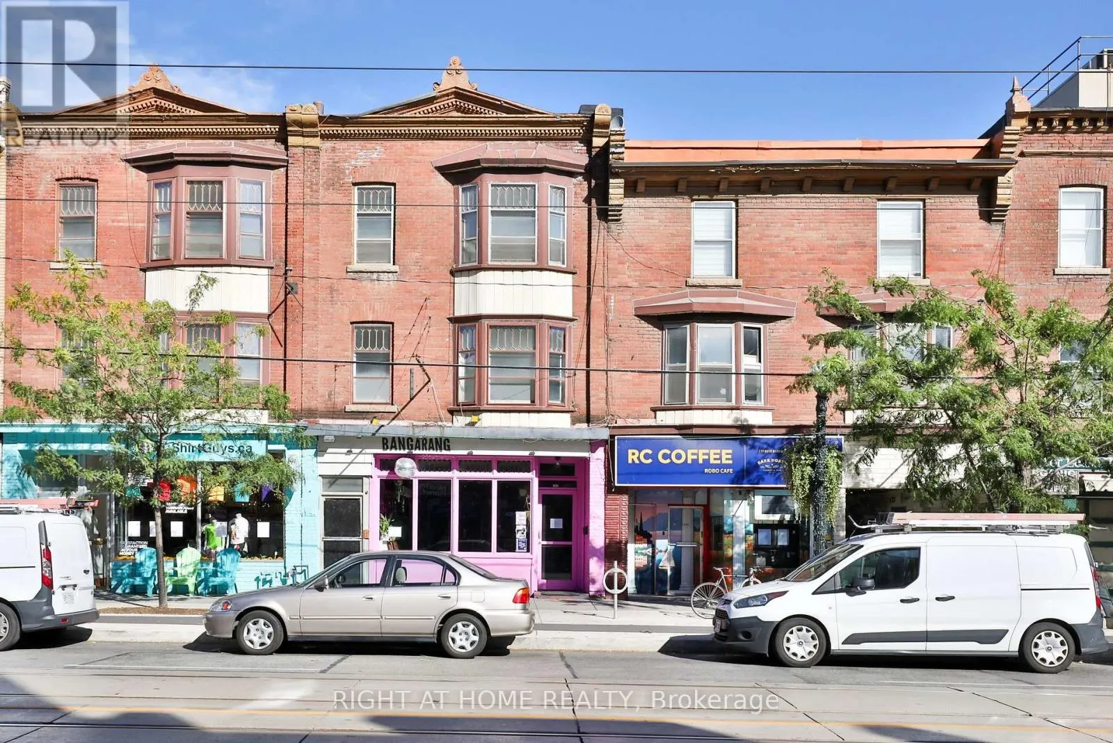 2F - 550 COLLEGE STREET