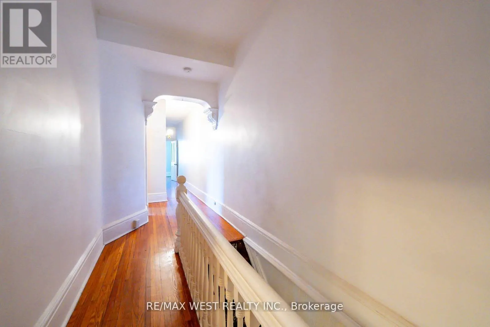 217 GLADSTONE AVENUE