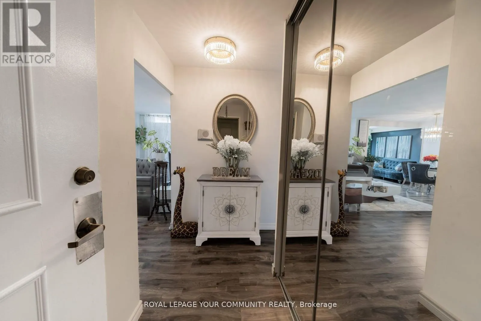 1218 - 20 EDGECLIFF GOLFWAY