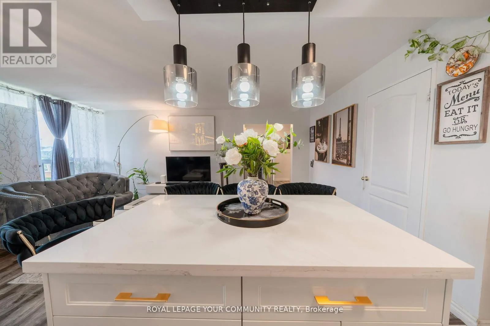 1218 - 20 EDGECLIFF GOLFWAY