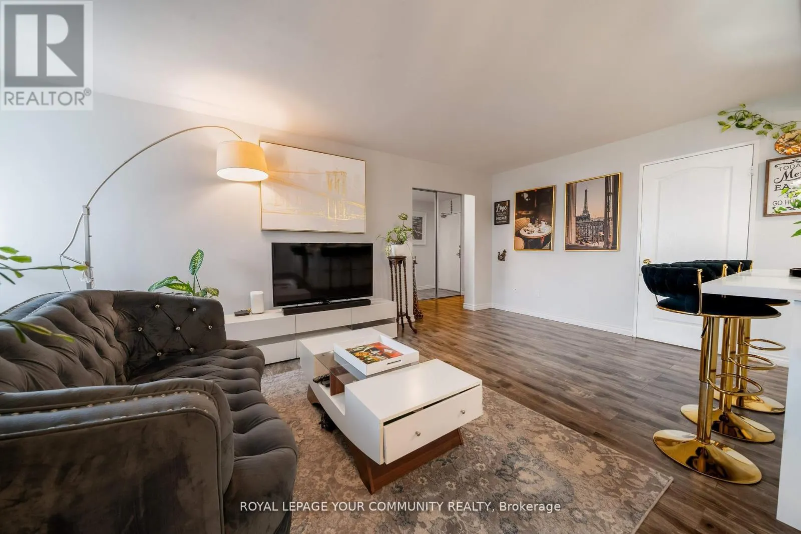 1218 - 20 EDGECLIFF GOLFWAY