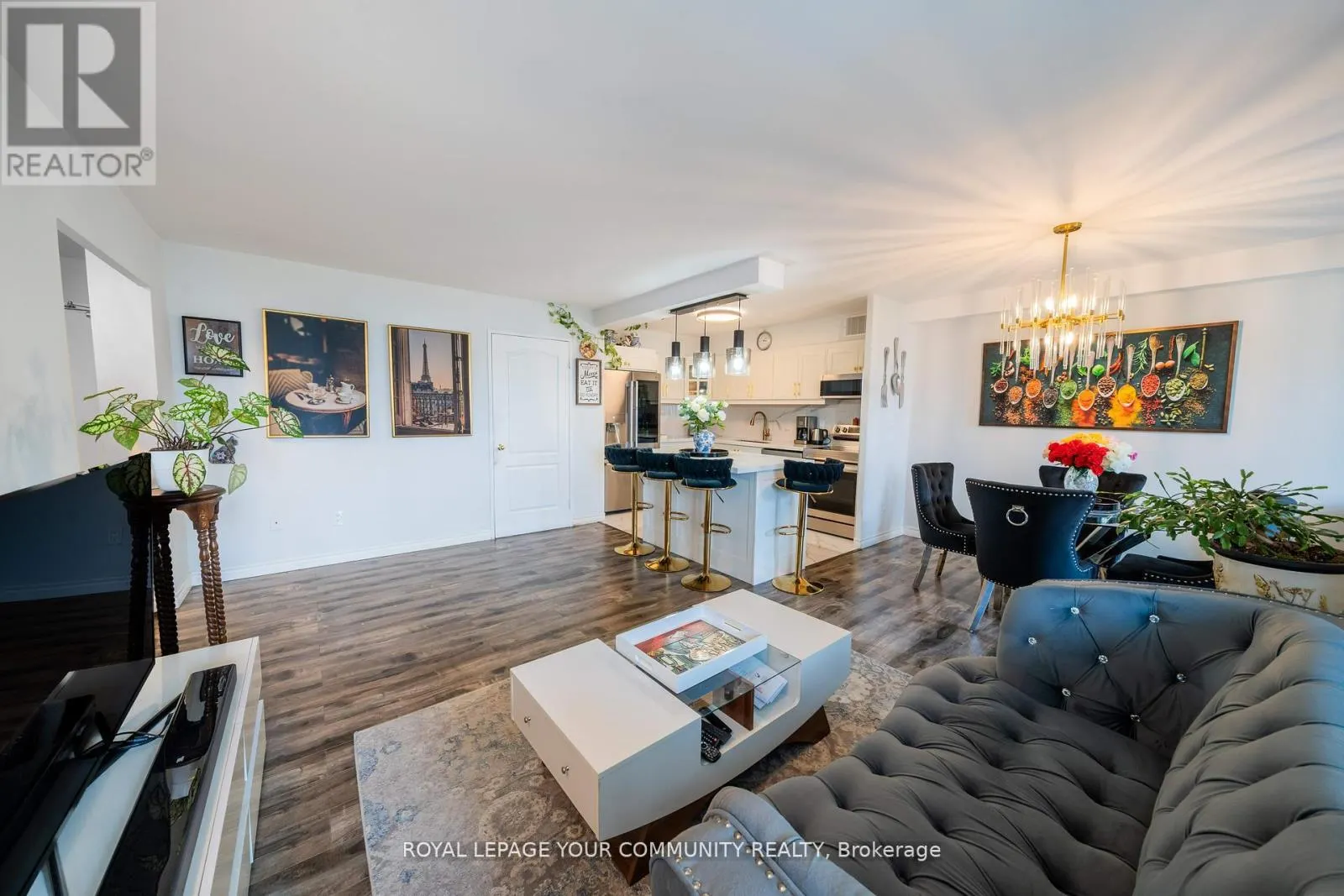 1218 - 20 EDGECLIFF GOLFWAY