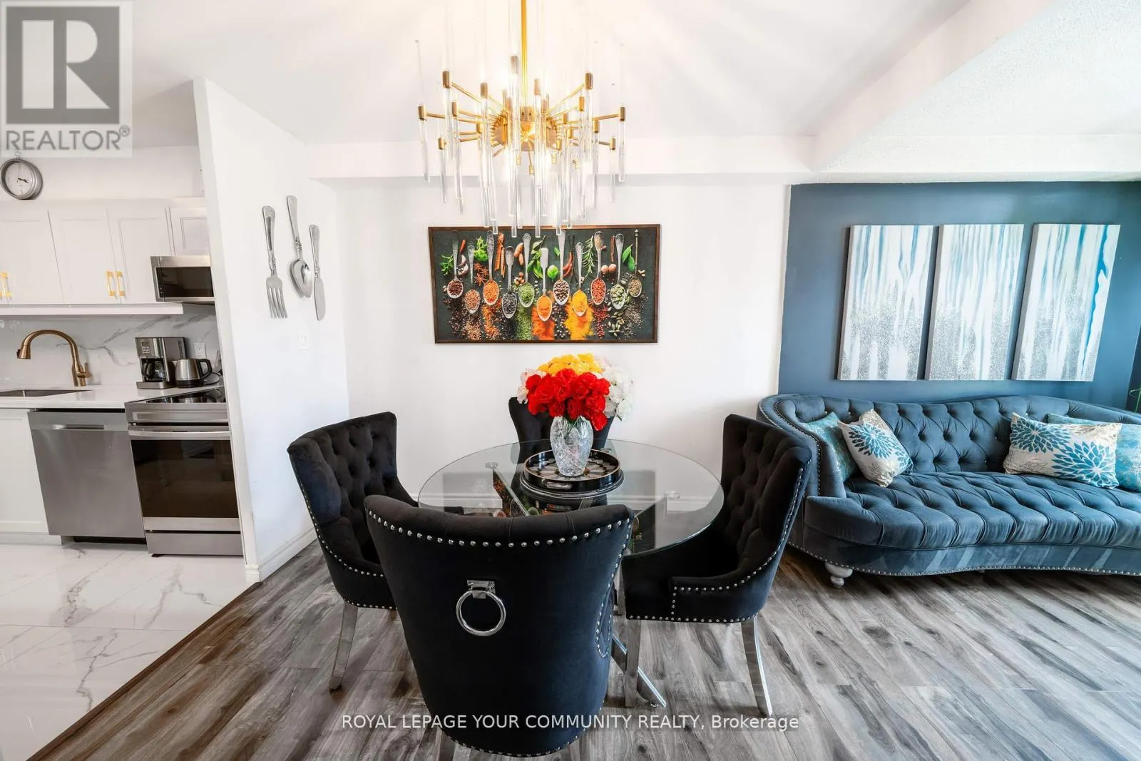 1218 - 20 EDGECLIFF GOLFWAY