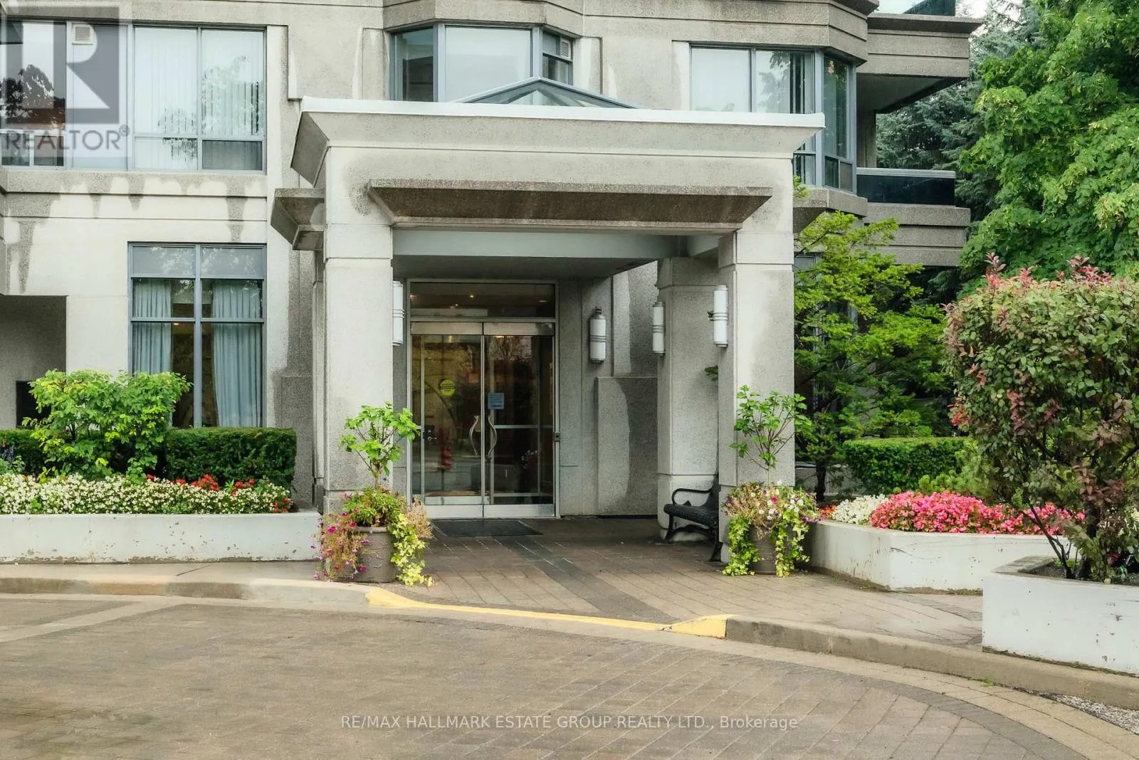 1909 - 35 FINCH AVENUE E