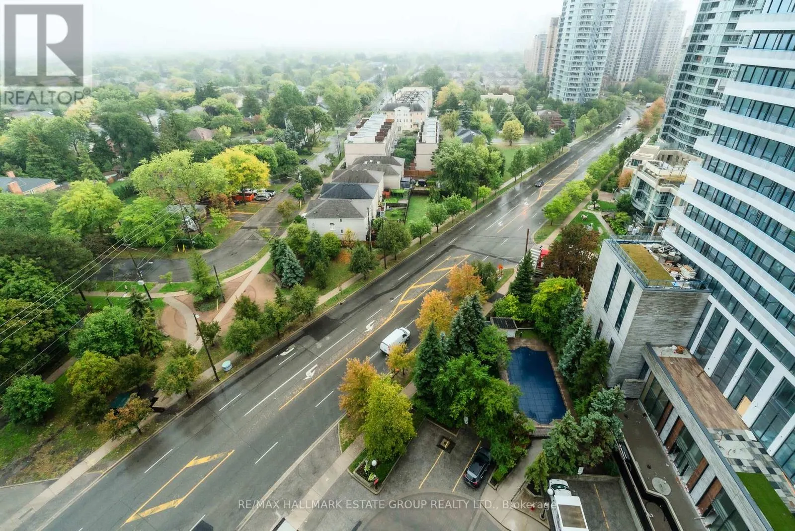 1909 - 35 FINCH AVENUE E
